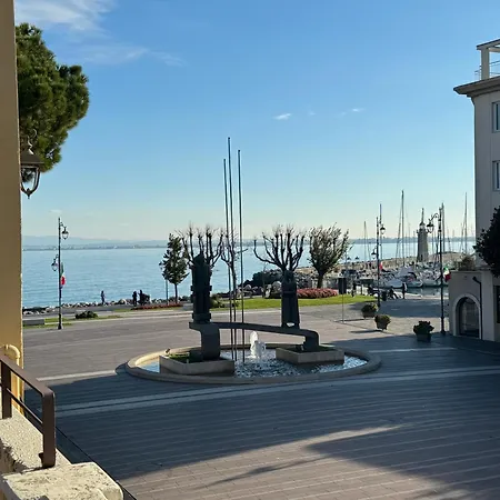 Desenzanoloft Official Partner Marriott Homes & - Palazzo Visconti Luxury Apartamento Desenzano del Garda