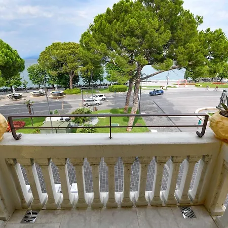 Desenzanoloft Official Partner Marriott Homes & Villas - Palazzo Visconti Luxury Suite